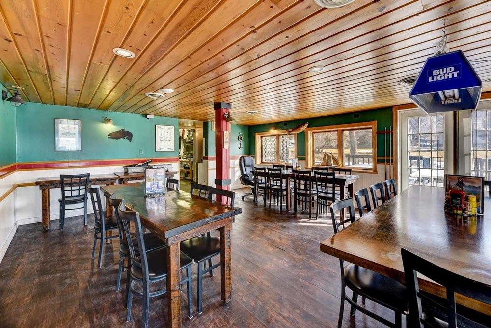 The Dam Bar : 8030 Canyon Ferry Rd, Helena, MT 59602